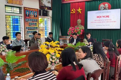 CHI BỘ TRƯỜNG THCS XUÂN PHƯƠNG TỔ CHỨC HỘI NGHỊ KIỂM ĐIỂM, TỰ ĐÁNH GIÁ, XẾP LOẠI CHẤT LƯỢNG TỔ CHỨC ĐẢNG VÀ ĐẢNG VIÊN NĂM 2025